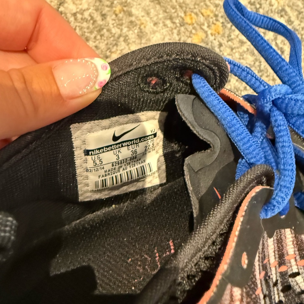 Nike Athletic Shoes - Black, Blue, Orange - Picture 5 of 5